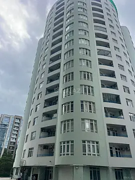 Satılır 4 otaqlı mənzil 210 m² — Bakı 4 otaq 210.00 m²