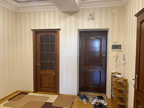 Kirayə verilir 3 otaqlı mənzil 135 m² — Bakı 3 otaq 135.00 m²