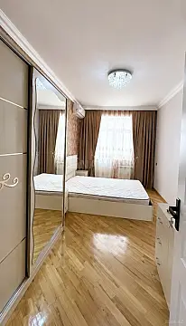 Satılır 3 otaqlı mənzil 115 m² — Bakı, İnşaatçılar 3 otaq 115.00 m²