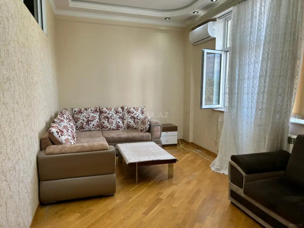 Kirayə verilir 2 otaqlı mənzil 60 m²