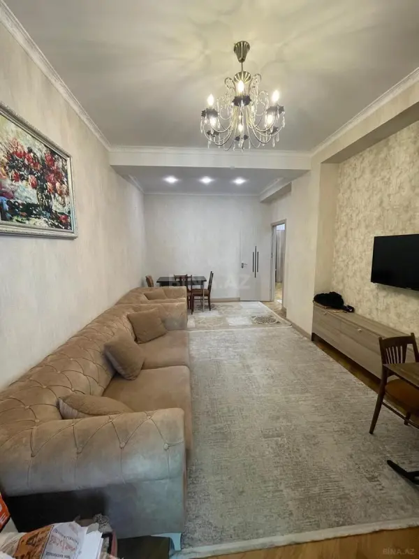 Satılır 2 otaqlı mənzil 72 m²