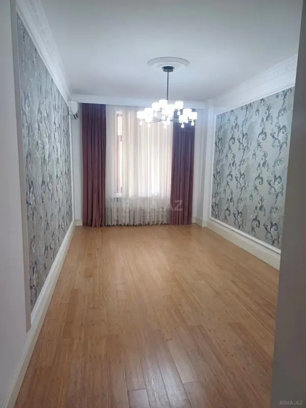 Kirayə verilir 3 otaqlı mənzil 145 m²