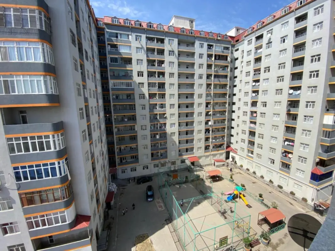 Satılır 3 otaqlı mənzil 83.5 m²
