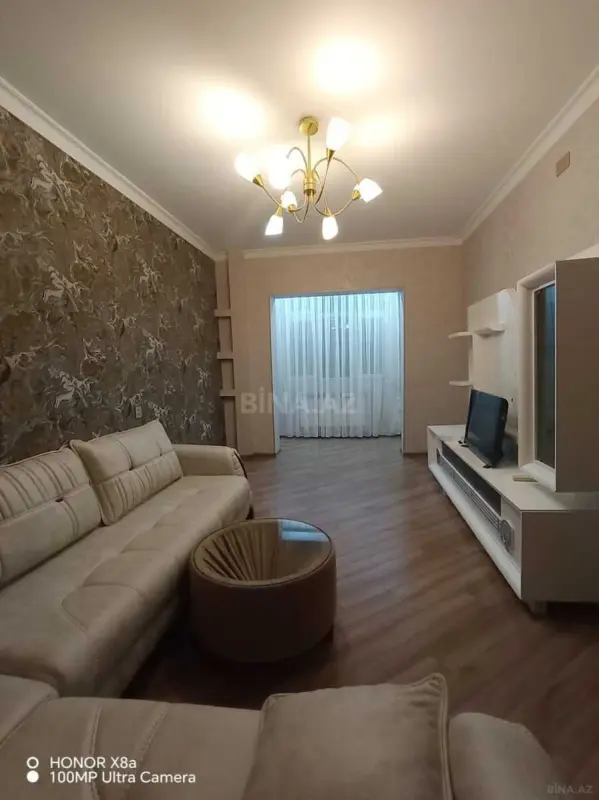Kirayə verilir 2 otaqlı mənzil 60 m²
