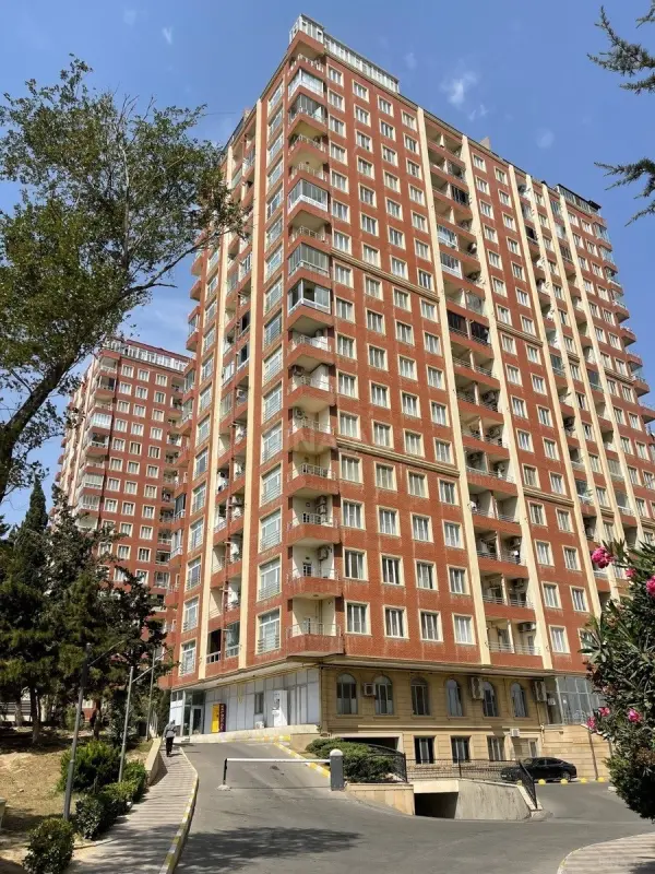 Kirayə verilir 2 otaqlı mənzil 65 m²