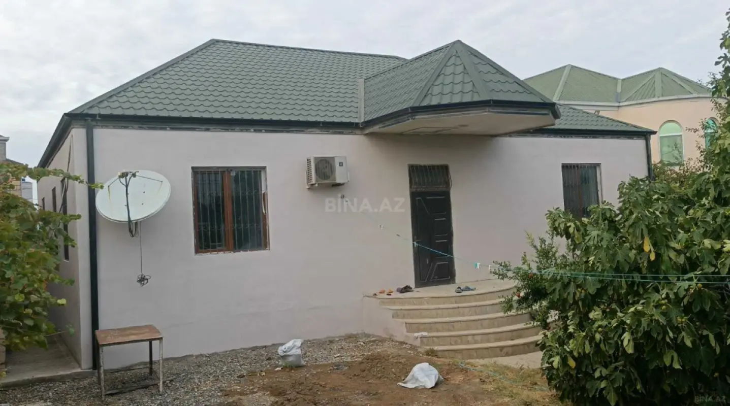 Satılır 5 otaqlı həyət evi 168 m²