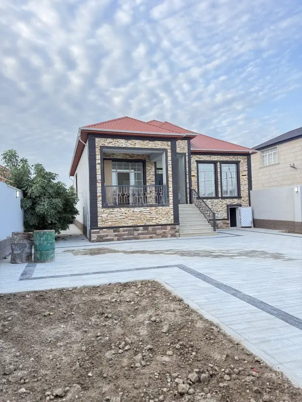 Satılır 4 otaqlı həyət evi 120 m²