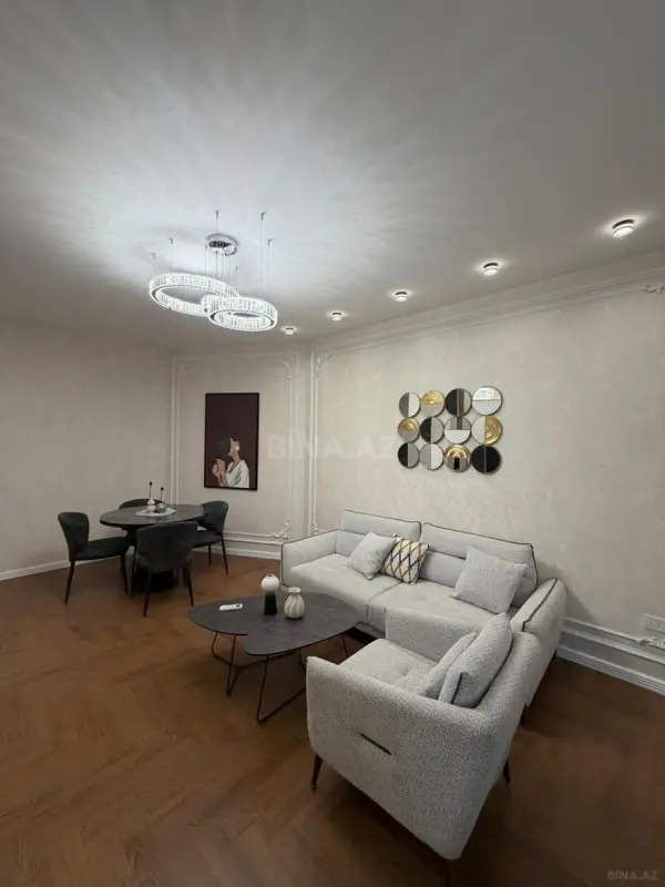 Satılır 3 otaqlı mənzil 88 m²
