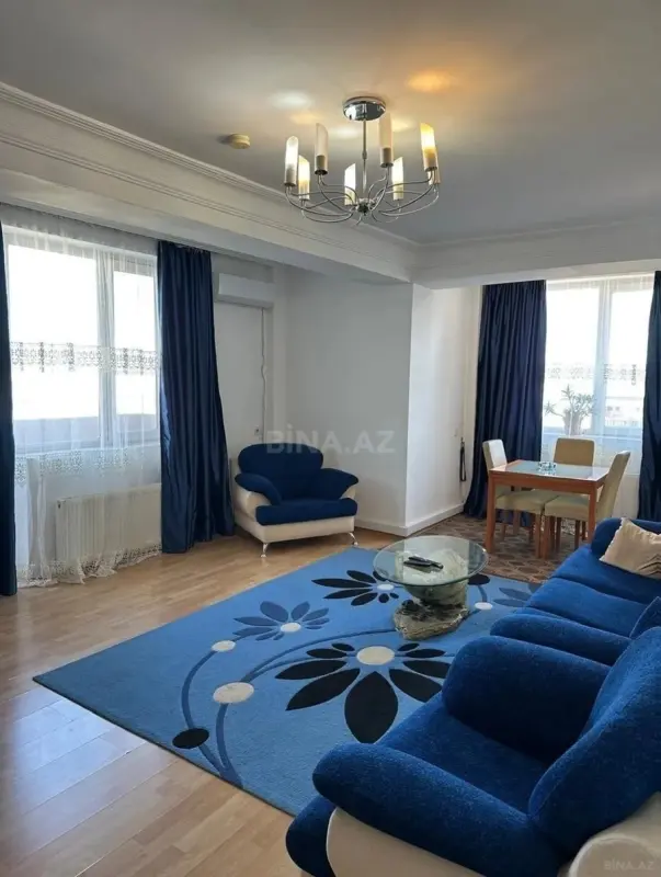 Kirayə verilir 2 otaqlı mənzil 80 m²