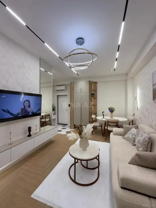 Kirayə verilir 2 otaqlı mənzil 65 m²