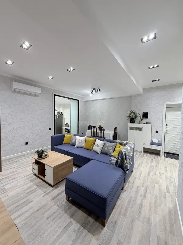 Satılır 4 otaqlı mənzil 90 m²