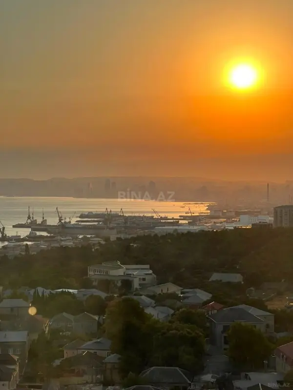 Satılır 3 otaqlı mənzil 82.1 m²