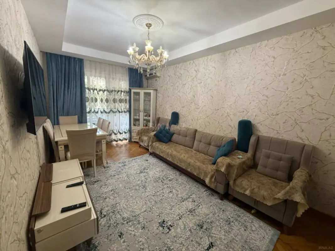 Satılır 4 otaqlı mənzil 90 m²
