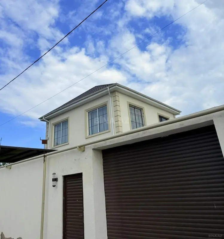 Satılır 2 otaqlı həyət evi 95 m²