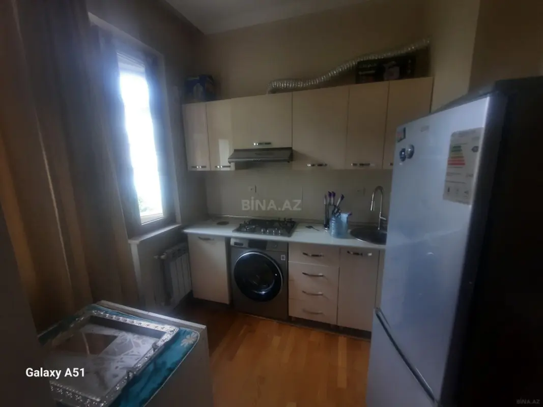 Kirayə verilir 3 otaqlı mənzil 80 m²