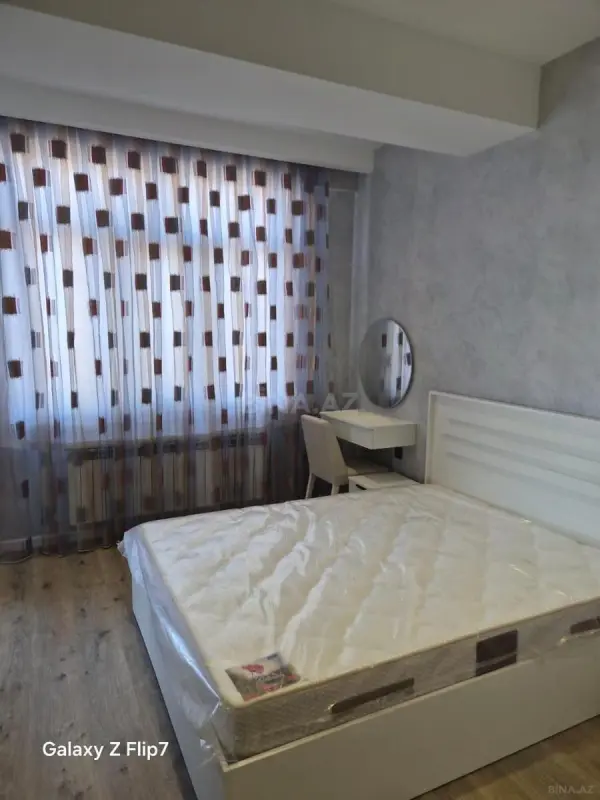 Kirayə verilir 3 otaqlı mənzil 100 m²