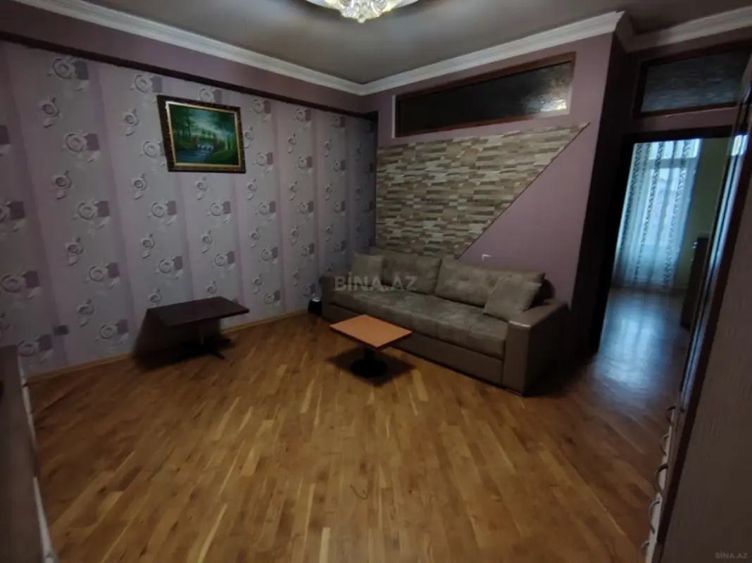 Satılır 2 otaqlı mənzil 75 m²