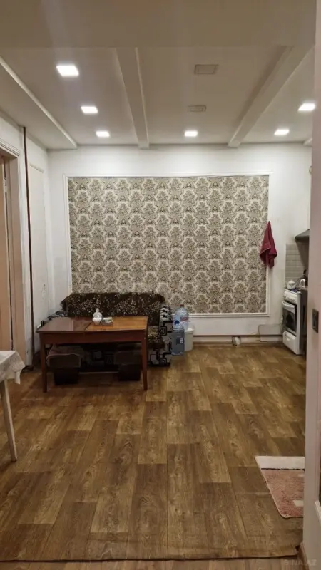 Satılır 2 otaqlı mənzil 78 m²