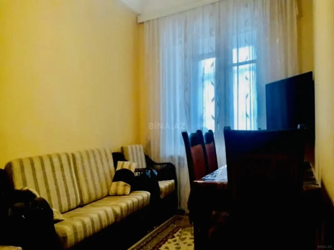 Kirayə verilir 2 otaqlı mənzil 65 m²