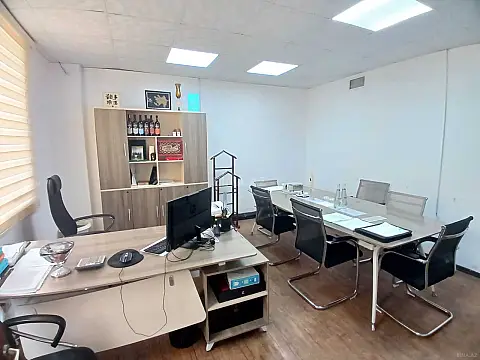 Kirayə verilir 2 otaqlı ofis 60 m² — Bakı 2 otaq 60.00 m²