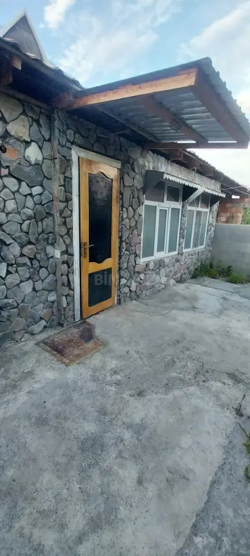 Kirayə verilir 2 otaqlı həyət evi 68 m²