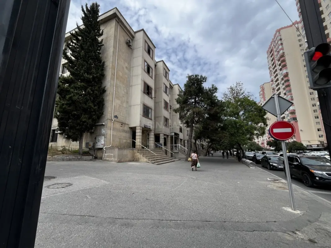 Kirayə verilir 2 otaqlı mənzil 55 m²