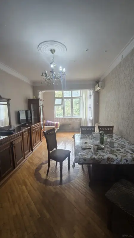 Kirayə verilir 2 otaqlı mənzil 45 m²