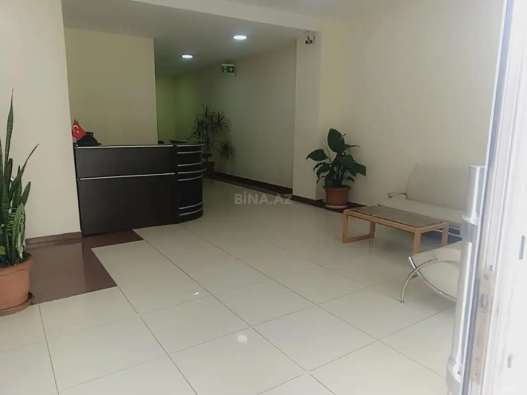 Kirayə verilir 15 otaqlı ofis 600 m²