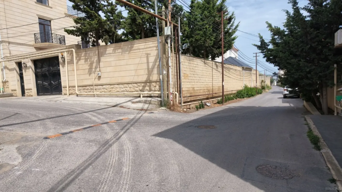 Satılır torpaq sahəsi 4 m²