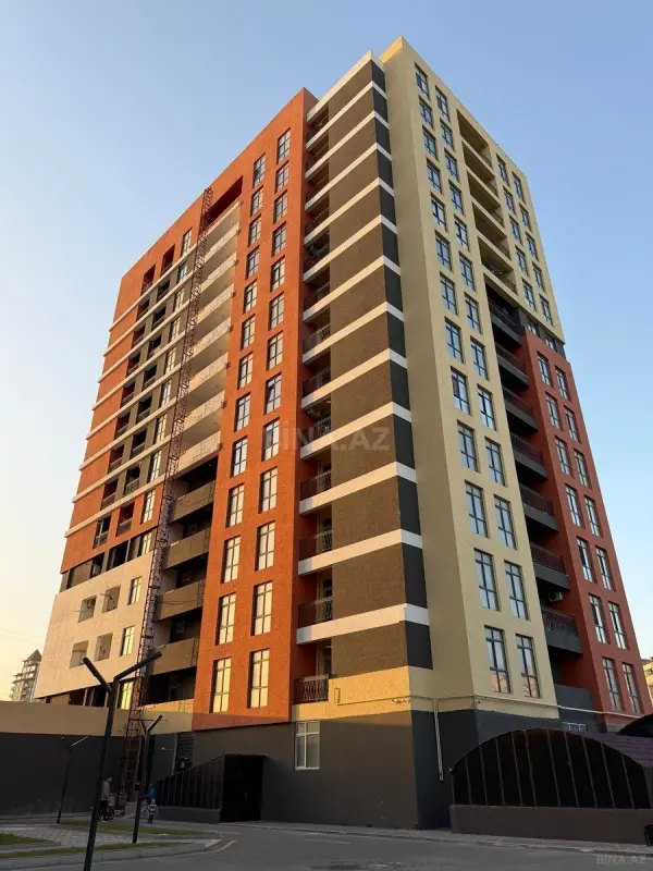 Satılır 3 otaqlı mənzil 115 m²
