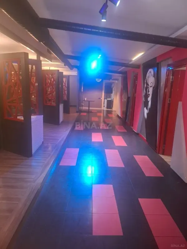 Satılır obyekt 240 m²