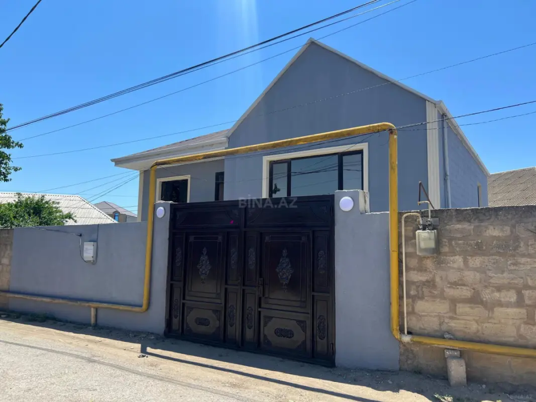 Satılır 4 otaqlı həyət evi 172 m²
