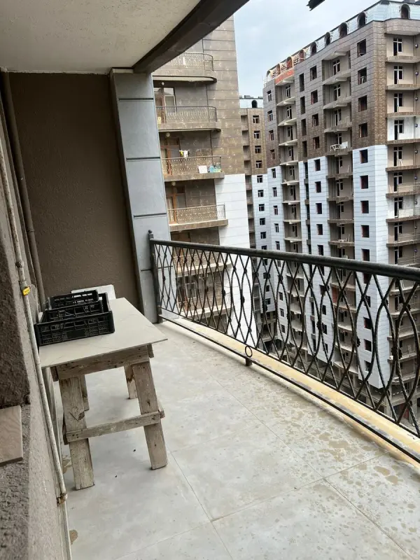 Kirayə verilir 2 otaqlı mənzil 80 m²