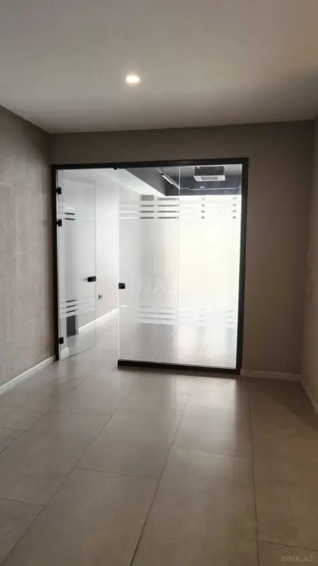 Kirayə verilir 2 otaqlı ofis 55 m²