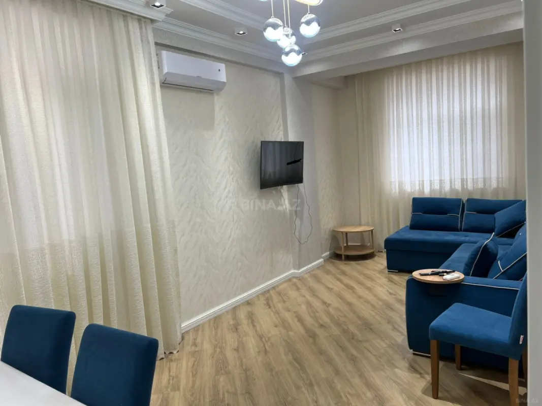 Kirayə verilir 2 otaqlı mənzil 80 m²
