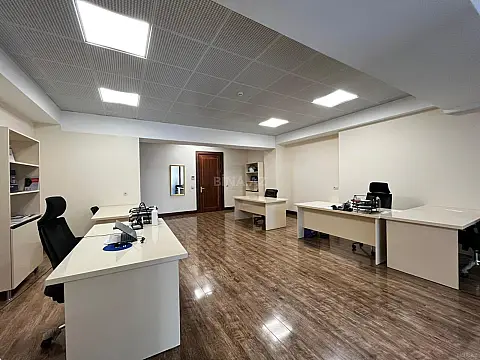 Kirayə verilir 2 otaqlı ofis 73 m² — Bakı, Xətai 2 otaq 73.00 m²