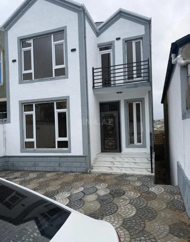 Satılır 4 otaqlı həyət evi 160 m²