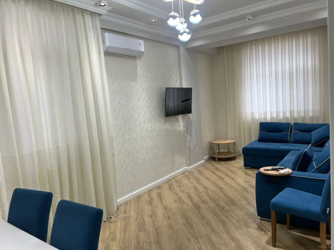 Kirayə verilir 2 otaqlı mənzil 80 m²