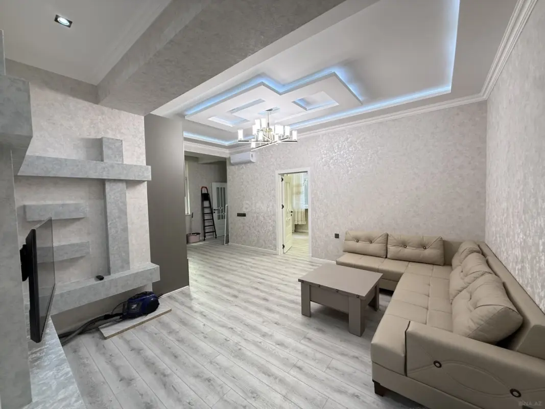 Kirayə verilir 2 otaqlı mənzil 60 m²
