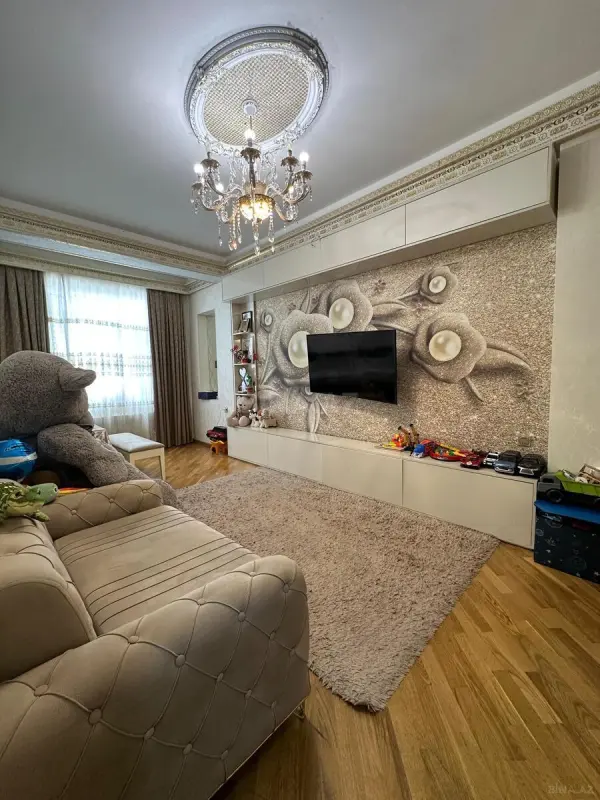 Satılır 2 otaqlı mənzil 73 m²