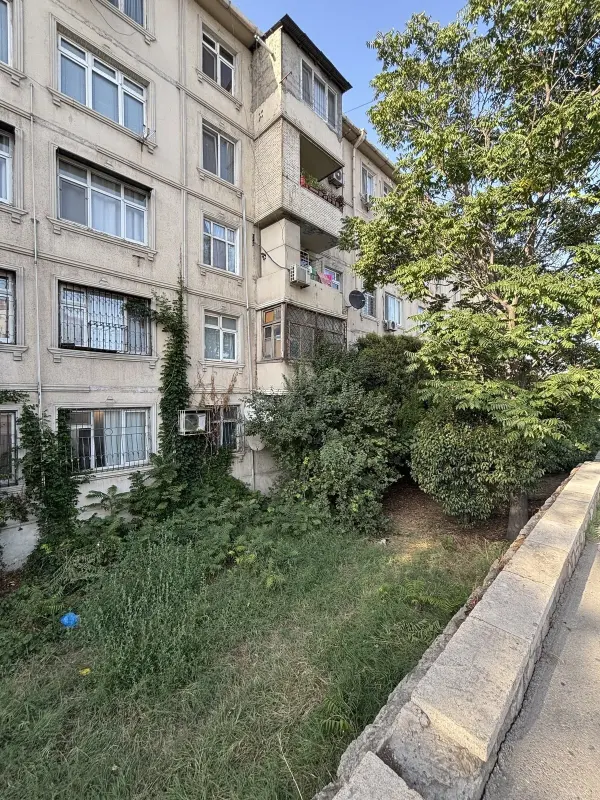 Satılır 3 otaqlı mənzil 45 m²
