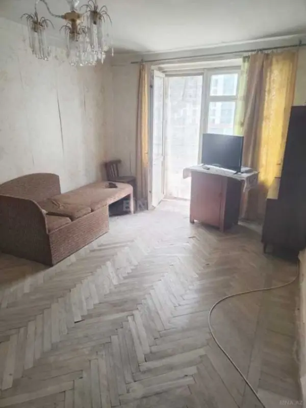 Satılır 2 otaqlı mənzil 50 m²