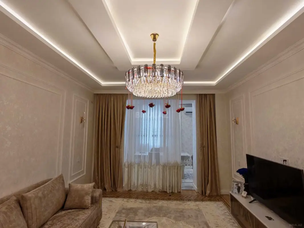 Satılır 3 otaqlı mənzil 110 m²
