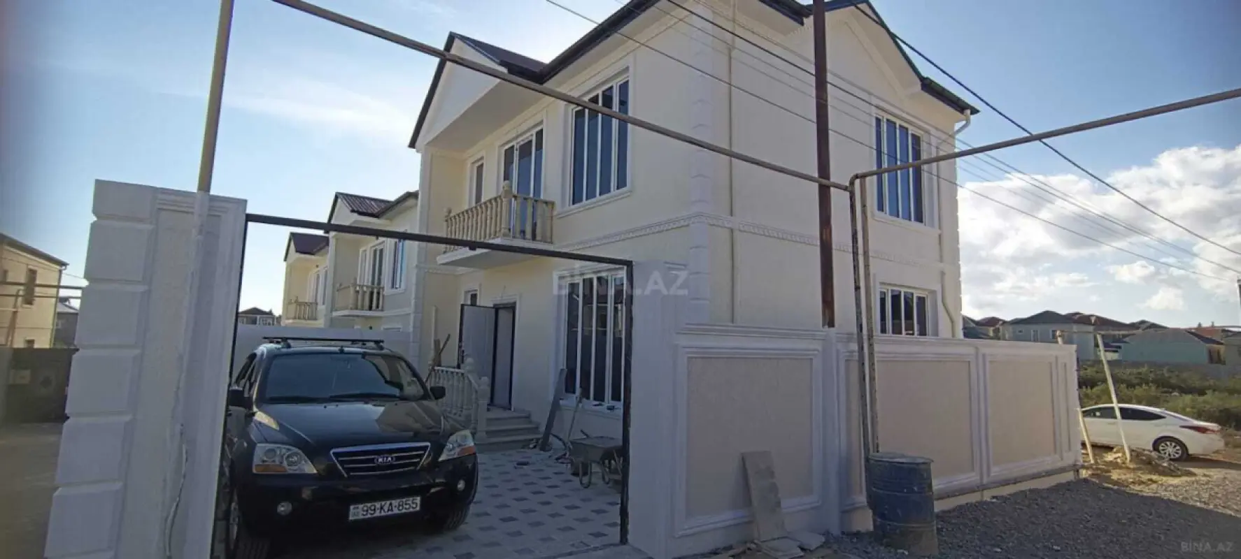 Satılır 4 otaqlı həyət evi 98 m²