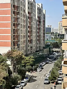 Kirayə verilir 2 otaqlı mənzil 100 m² — Bakı 2 otaq 100.00 m²