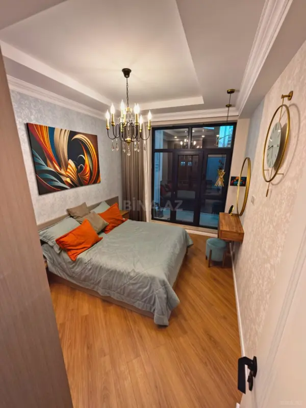 Kirayə verilir 3 otaqlı mənzil 100 m²