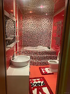Kirayə verilir 3 otaqlı mənzil 150 m² — Bakı 3 otaq 150.00 m²