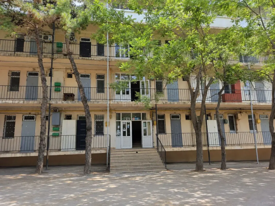 Satılır 1 otaqlı mənzil 30 m²