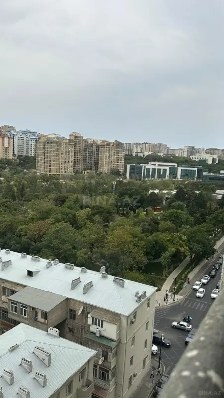 Satılır 2 otaqlı mənzil 113 m²