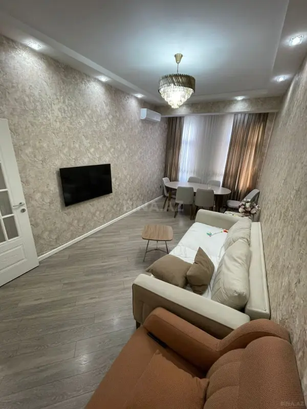 Satılır 3 otaqlı mənzil 88 m²